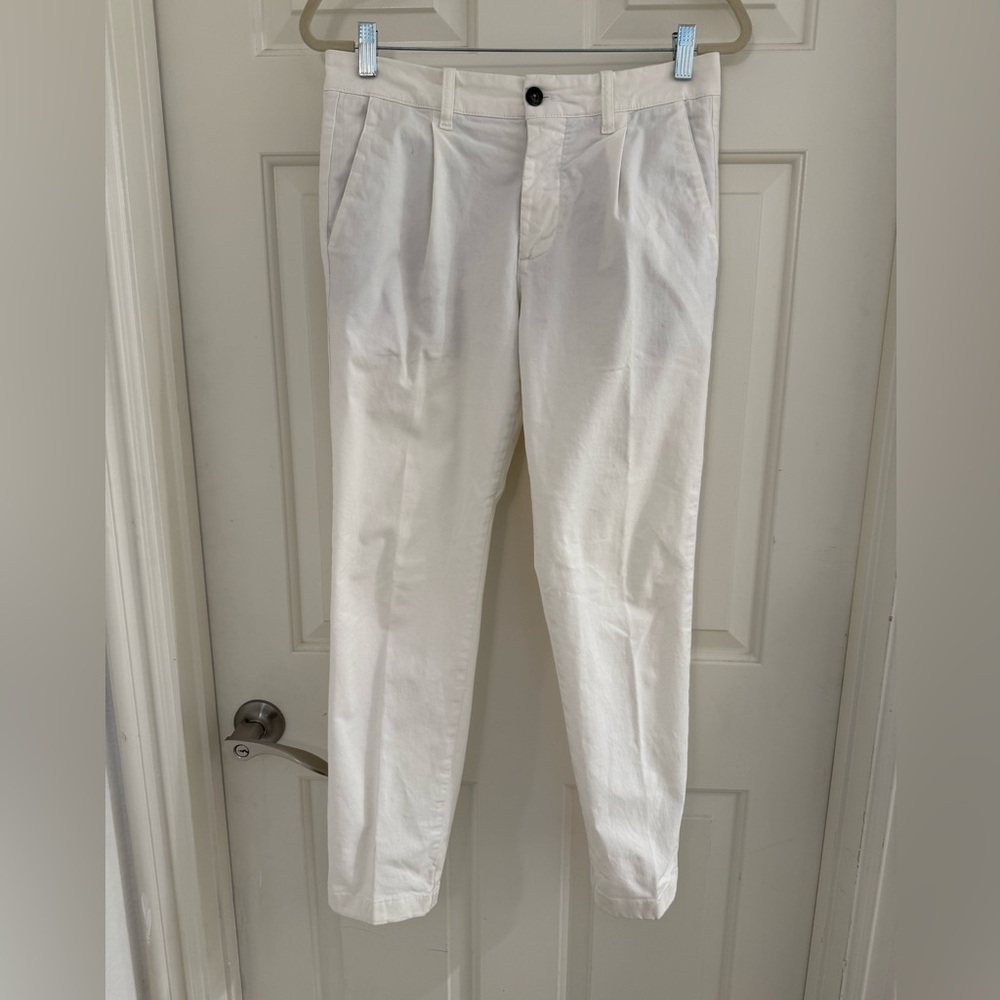 Eleventy White Pleated Chinos